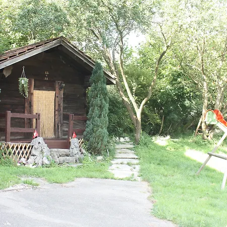 酒店 La Ferme Des Fees 3*