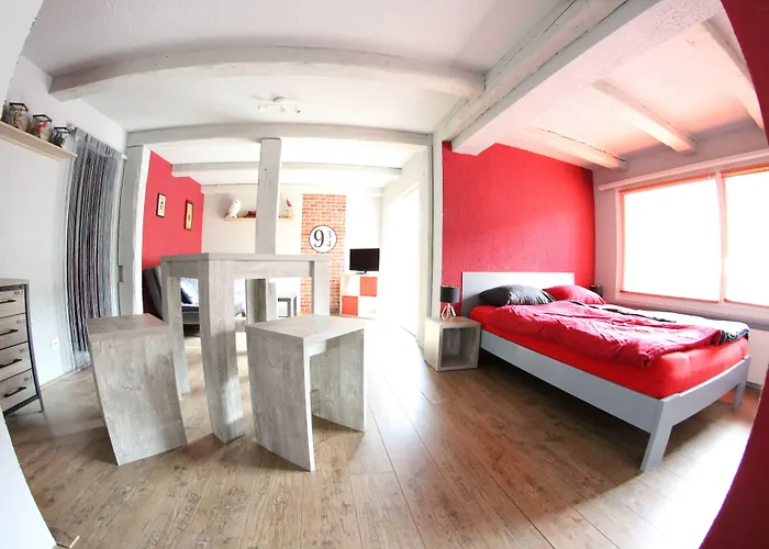 호텔 La Ferme Des Fees 3*